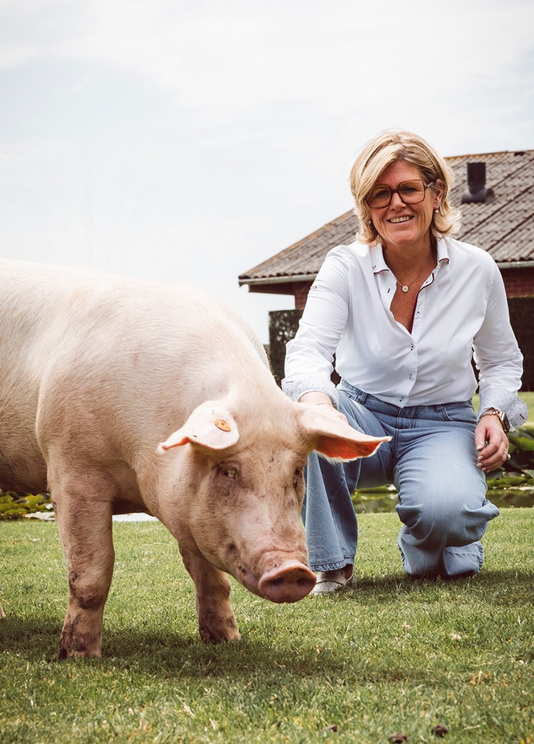 Herlinde met Glorius varken